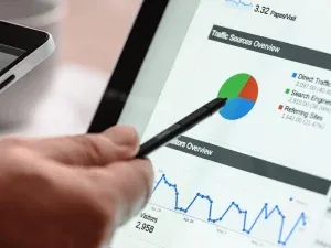 6. Penggunaan Software ERP dalam Operasional Perusahaan